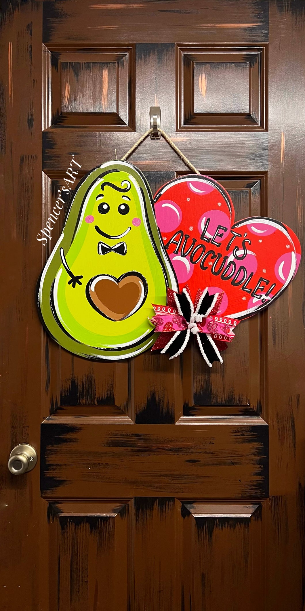 LET'S AVOCUDDLE