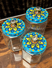 Load image into Gallery viewer, SUNFLOWER LID GLASS CANISTER SET
