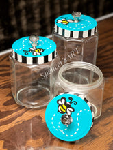 Load image into Gallery viewer, TURQUOISE BEE LID GLASS CANISTER SET
