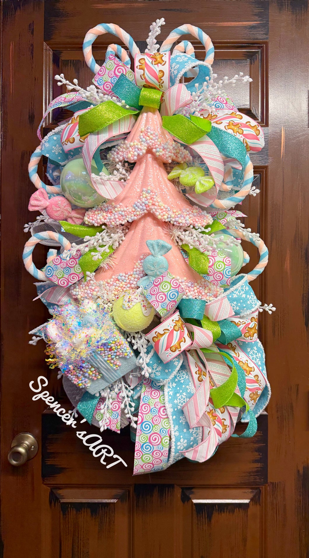 CHRISTMAS TREE/PRESENT CANDYLAND WREATH