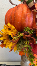 Load image into Gallery viewer, SUNFLOWER PUMPKIN CENTERPIECE
